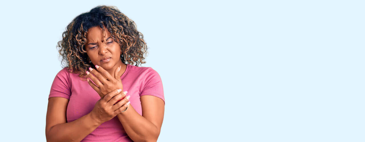 Living with Painful Joints? PT Can Help in These 4 Ways